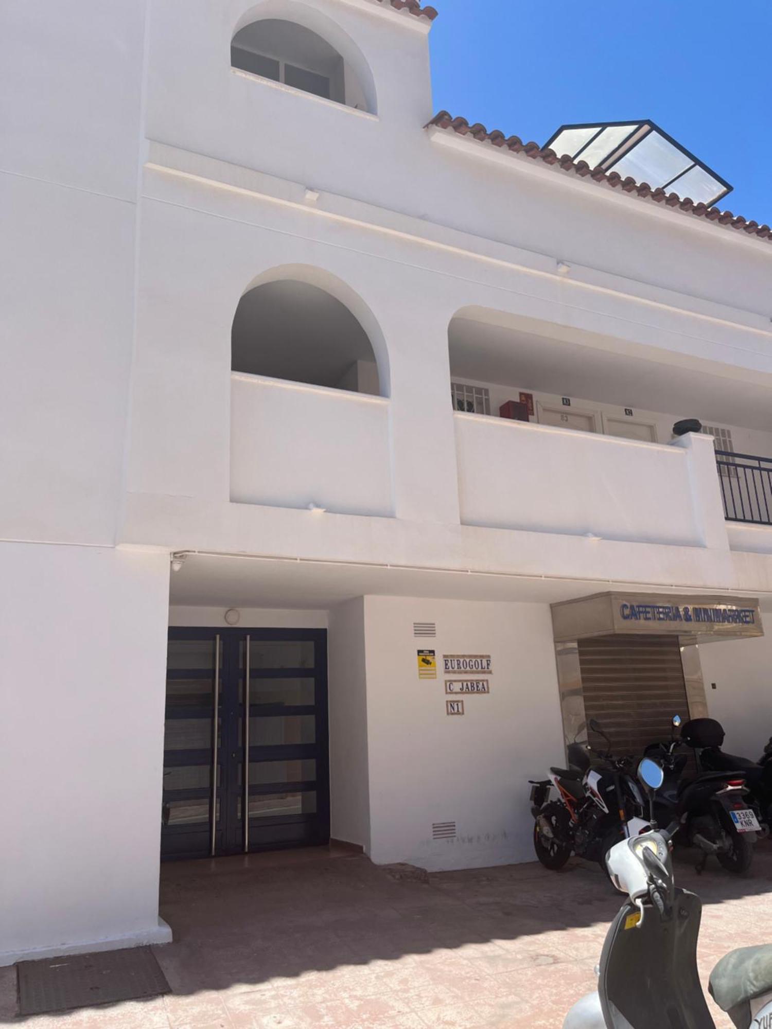Benalhome - Tu Hogar Con Terraza Y Ducha Exterior Benalmádena Kültér fotó