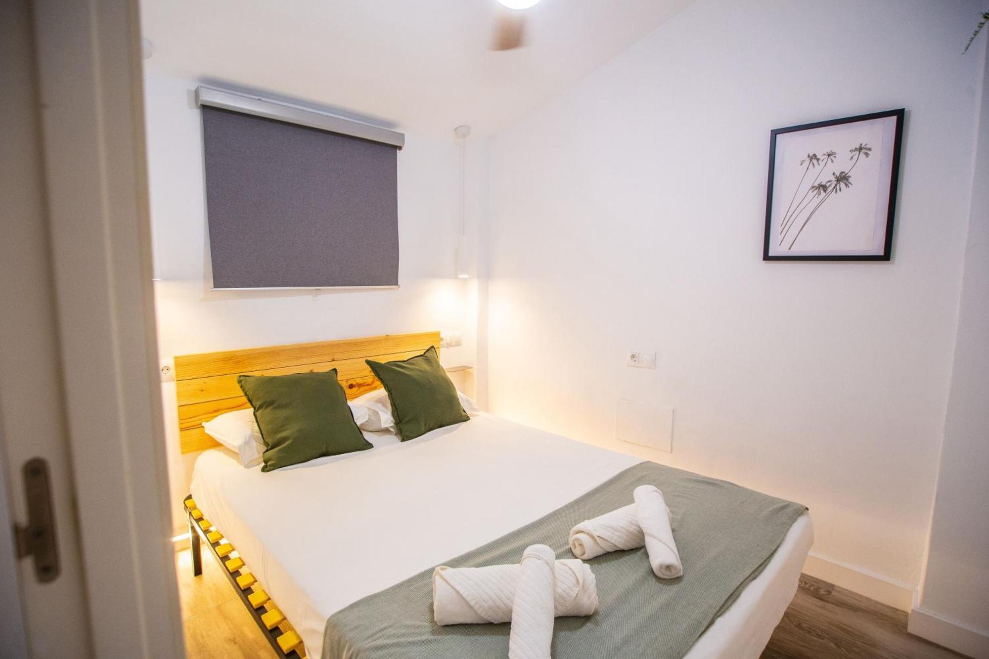 Benalhome - Tu Hogar Con Terraza Y Ducha Exterior Benalmádena Kültér fotó